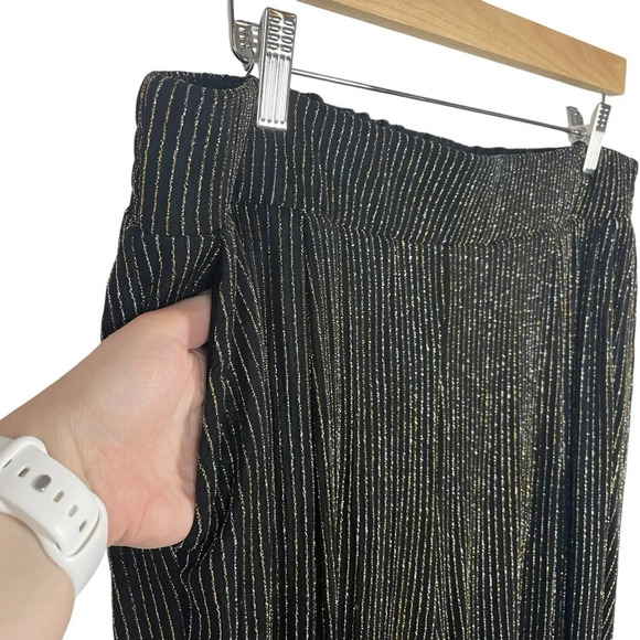 Torrid Pull On Wide Leg Stretch Lurex High-Rise Pant in Glitter Stripe Size 1X - Picture 6 of 16